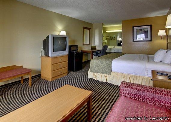 Rodeway Inn Alexandria Exteriör bild
