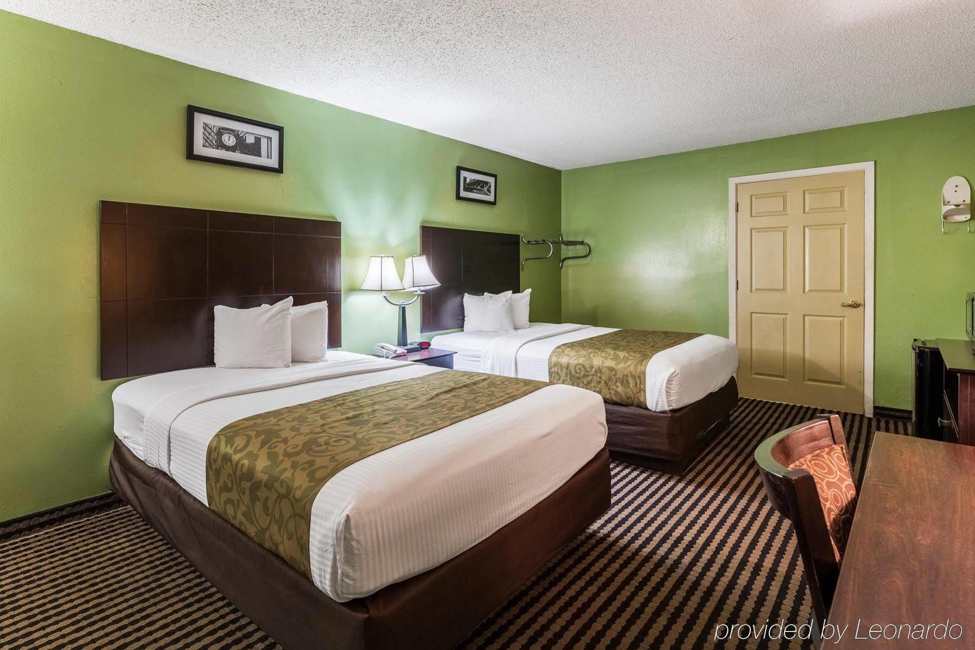 Rodeway Inn Alexandria Exteriör bild