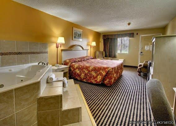 Rodeway Inn Alexandria Exteriör bild