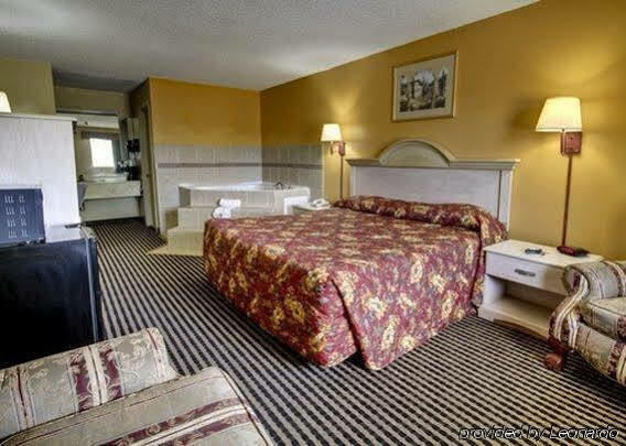 Rodeway Inn Alexandria Exteriör bild