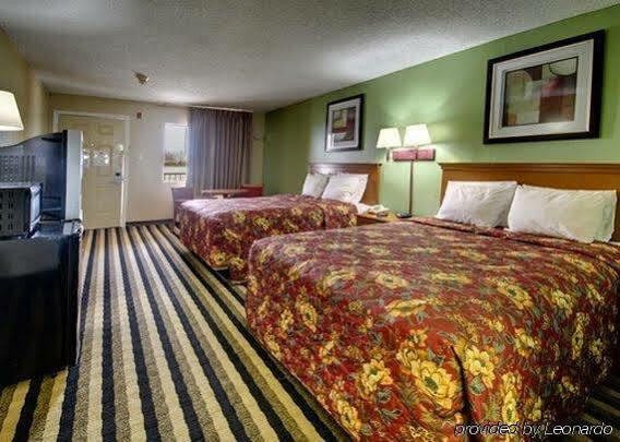 Rodeway Inn Alexandria Exteriör bild